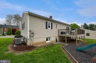 1074 Hearthstone Rd, Lancaster, PA 17603 - Photo 35