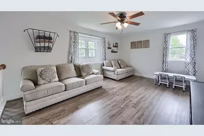 1074 Hearthstone Road, Lancaster, PA 17603 - Photo 3