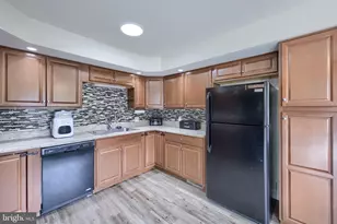 1074 Hearthstone Rd, Lancaster, PA 17603 - Photo 9