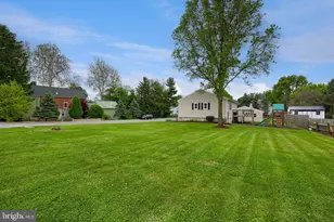 1074 Hearthstone Rd, Lancaster, PA 17603 - Photo 33