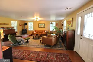 665 Hempfield Hill Rd, Columbia, PA 17512 - Photo 11