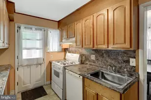 61 S Pearl St, Lancaster, PA 17603 - Photo 13