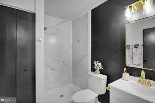379 Valleybrook Dr, Lancaster, PA 17601 - Photo 25