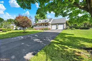 1352 Bair Rd, Bainbridge, PA 17502 - Photo 3