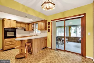 523 Bean Blossom Dr, Lancaster, PA 17603 - Photo 11