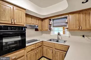 523 Bean Blossom Dr, Lancaster, PA 17603 - Photo 13