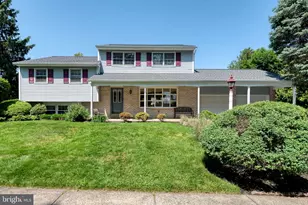 717 Maplewood Ave, Lancaster, PA 17601 - Photo 1