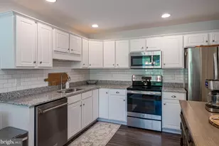 315 Cabot Cir, Willow Street, PA 17584 - Photo 9