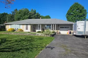 210 Colebrook Rd, Elizabethtown, PA 17022 - Photo 1
