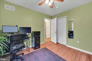 305 Village Spring Ln, Reinholds, PA 17569 - Photo 29