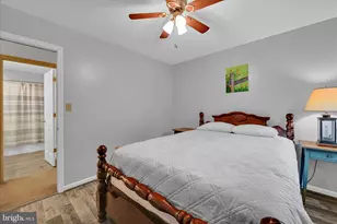 305 Village Spring Ln, Reinholds, PA 17569 - Photo 27