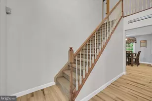 305 Village Spring Ln, Reinholds, PA 17569 - Photo 9