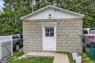453 S State St, Ephrata, PA 17522 - Photo 27