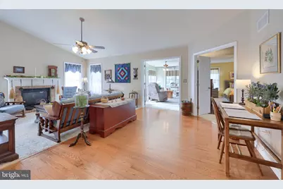 1042 Cambridge, Manheim, PA 17545 - Photo 21