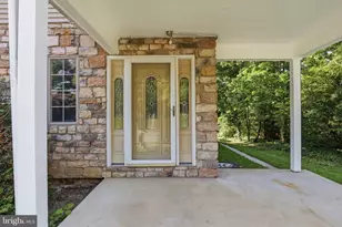 323 E Orange St, Elizabethtown, PA 17022 - Photo 5