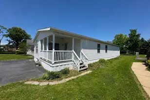 146 Tulip Cir, Ephrata, PA 17522 - Photo 1