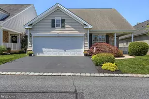 646 Alcott Dr, Mount Joy, PA 17552 - Photo 1