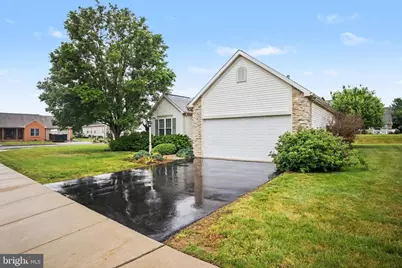 546 Bent Oak Drive, Mount Joy, PA 17552 - Photo 3