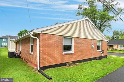 106 E Second Avenue, Lititz, PA 17543 - Photo 7