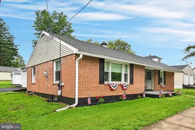 106 E Second Avenue, Lititz, PA 17543 - Photo 1