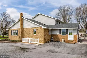897 S Custer Ave, New Holland, PA 17557 - Photo 13