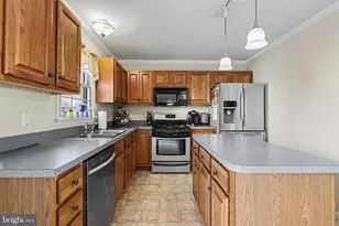 815 Buckingham Blvd, Elizabethtown, PA 17022 - Photo 13