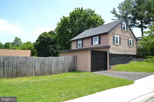 11 Duke St, Millersville, PA 17551 - Photo 5