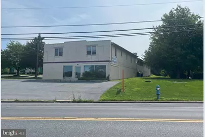 560 S Reading Road, Ephrata, PA 17522 - Photo 1