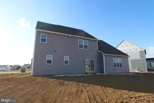 408 Parkside Wy, Lititz, PA 17543 - Photo 3