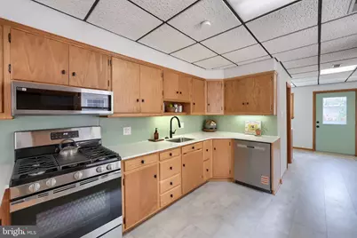 352 W Orange Street, Lancaster, PA 17603 - Photo 17