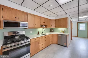 352 W Orange St, Lancaster, PA 17603 - Photo 17