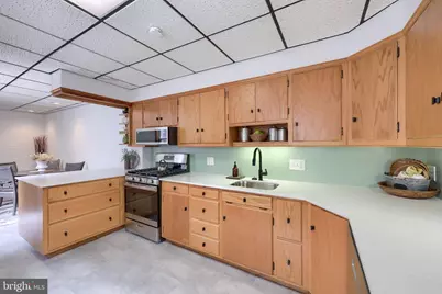 352 W Orange Street, Lancaster, PA 17603 - Photo 17