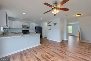 250 Kentshire Dr, Lancaster, PA 17603 - Photo 11