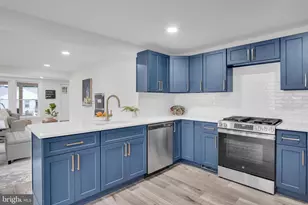 335 N Market St, Elizabethtown, PA 17022 - Photo 5
