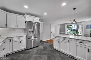 30 Glen Moore Cir, Lancaster, PA 17601 - Photo 9
