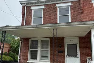 912 Locust St, Columbia, PA 17512 - Photo 3