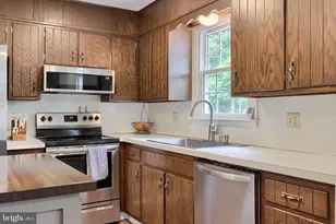 1019 Devonshire Rd, Lancaster, PA 17601 - Photo 11