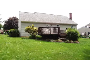 326 Barberry Dr, Lancaster, PA 17601 - Photo 3