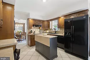 175 N Linden St, Manheim, PA 17545 - Photo 7