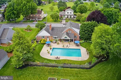 175 N Linden Street, Manheim, PA 17545 - Photo 3