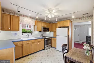 48 Highland Dr, Lancaster, PA 17602 - Photo 9