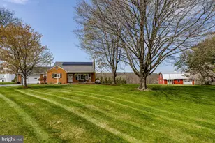 218 Lauschtown Rd, Denver, PA 17517 - Photo 11