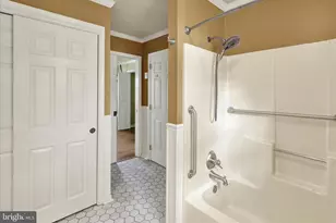 201 Yorkshire Way, Mountville, PA 17554 - Photo 11