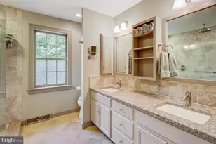 1334 Beaconfield Ln, Lancaster, PA 17601 - Photo 33