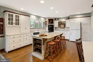 1334 Beaconfield Ln, Lancaster, PA 17601 - Photo 3