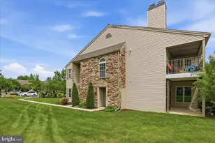 223 Greenview Dr, Lancaster, PA 17601 - Photo 3