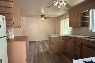 31 E Orange St, Ephrata, PA 17522 - Photo 9