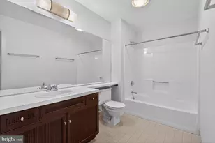 212 Willow Valley Dr, Lancaster, PA 17602 - Photo 27