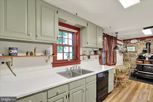 1095 Texter Mountain Rd, Robesonia, PA 19551 - Photo 19