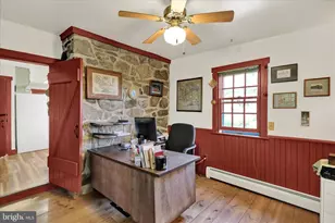1095 Texter Mountain Rd, Robesonia, PA 19551 - Photo 21